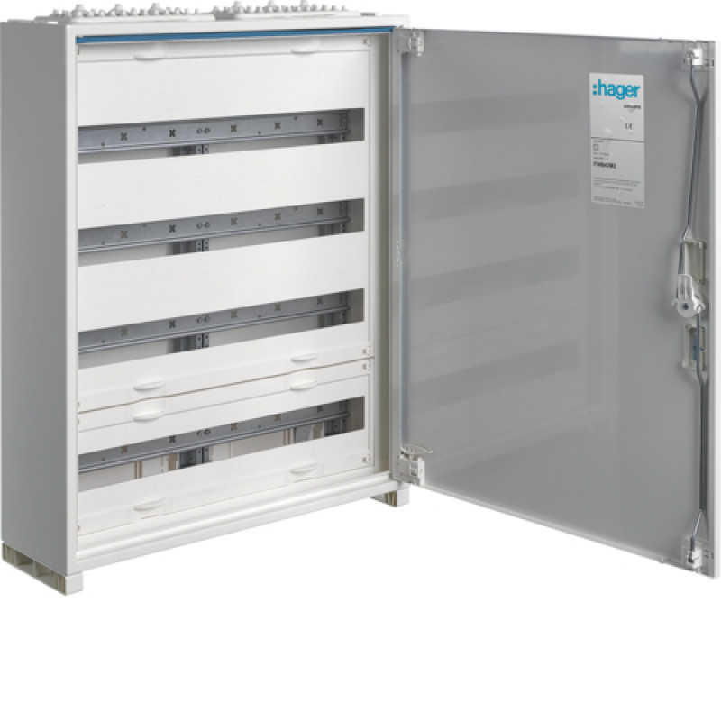 Щит Univers IP44/II 650x550x161мм 104мод.